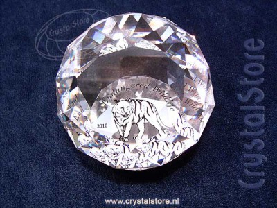 Swarovski Kristal 2010 1048927 Presse Papier 2010 – Tijger 60mm Rond